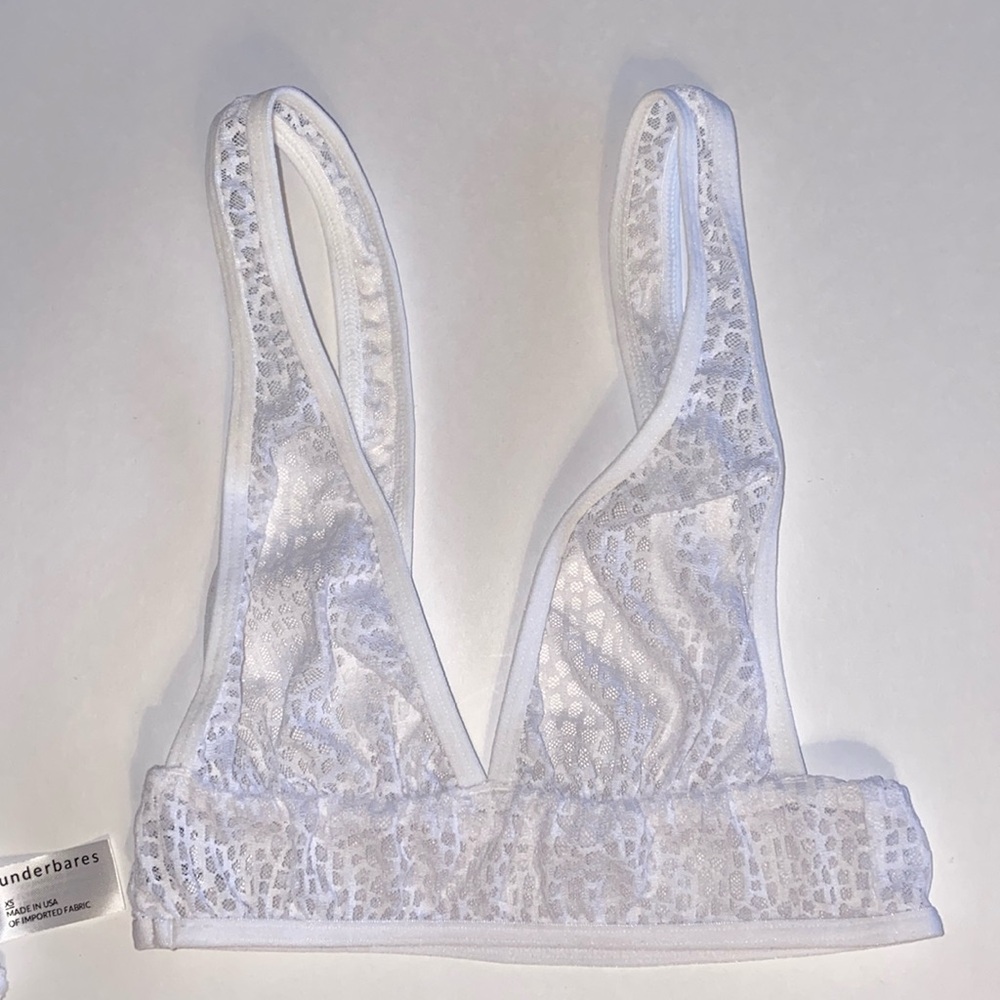 XS Underbares Everyday comfort Bra White Elastic allaround Stretch Lace USA made